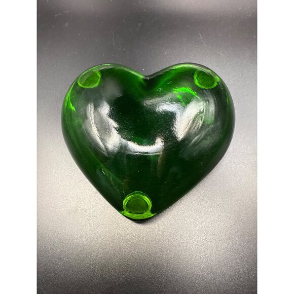 Green Footed Large Heart-Shaped Glass Paperweight 4.5" - Picture 1 of 4